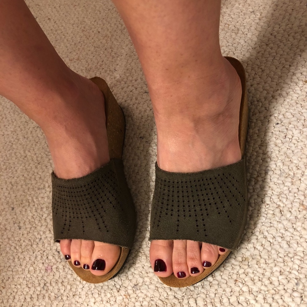 Sheridan Mia wedge sandal